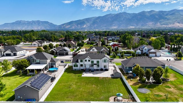 86 S PRESTON ST, Kaysville, UT 84037