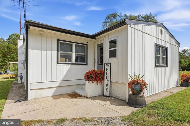 7471 SMITH AVE, Mays Landing, NJ 08330