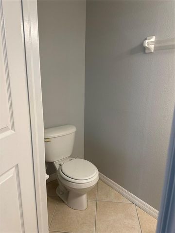 8563 HUNTERS KEY CIRCLE, Tampa, FL 33647