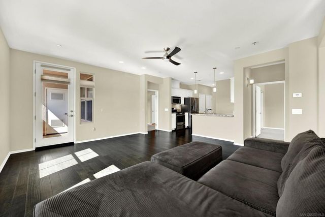 6610 Canopy Ridge Ln 37, San Diego, CA 92121