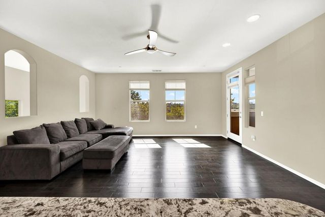 6610 Canopy Ridge Ln 37, San Diego, CA 92121