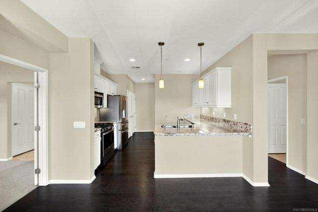 6610 Canopy Ridge Ln 37, San Diego, CA 92121