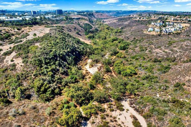 6610 Canopy Ridge Ln 37, San Diego, CA 92121