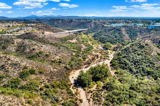 6610 Canopy Ridge Ln 37, San Diego, CA 92121