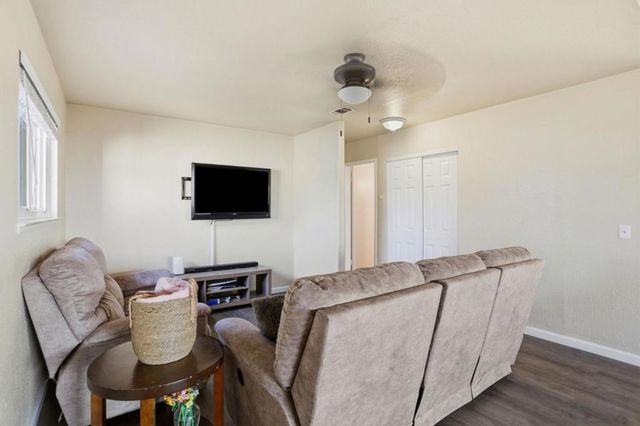 2048 Southwood Drive, Vacaville, CA 95687