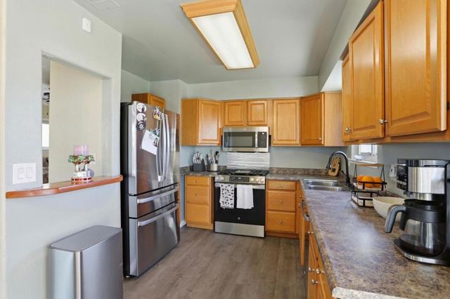 2048 Southwood Drive, Vacaville, CA 95687