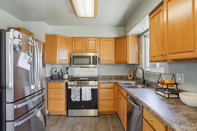 2048 Southwood Drive, Vacaville, CA 95687