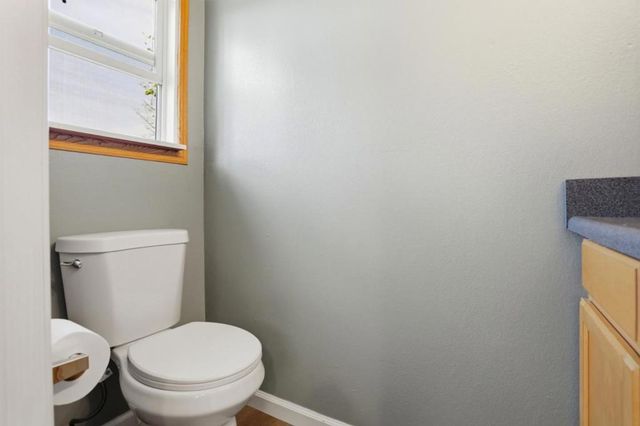 2048 Southwood Drive, Vacaville, CA 95687