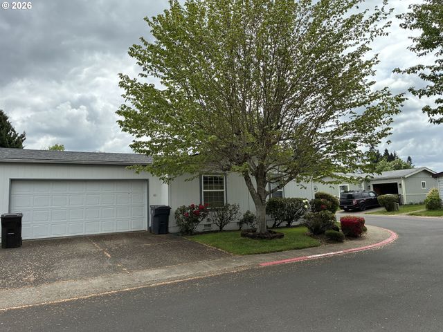 1111 Se 3RD Ave 61, Canby, OR 97013