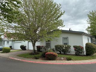 1111 Se 3RD Ave 61, Canby, OR 97013