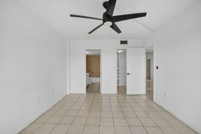 4174 Inverrary Drive 513, Lauderhill, FL 33319
