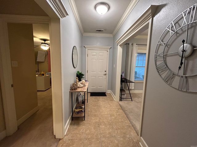 413 SHARON OAKS, Benton, AR 72019