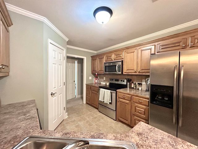 413 SHARON OAKS, Benton, AR 72019