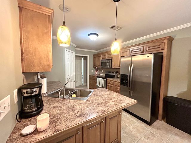 413 SHARON OAKS, Benton, AR 72019