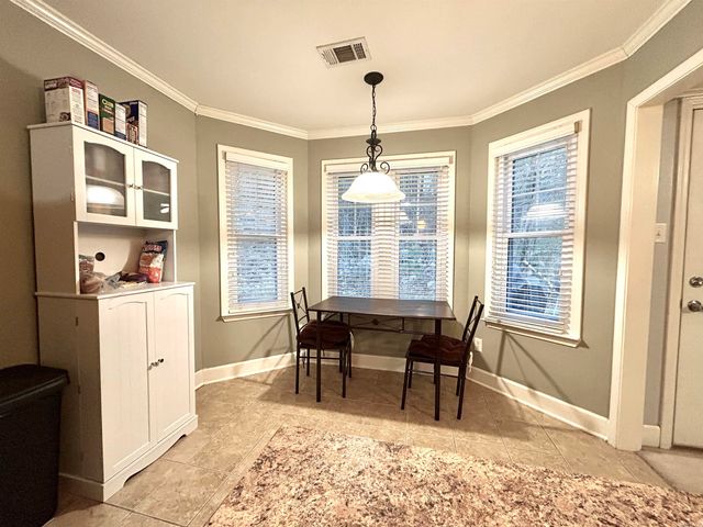 413 SHARON OAKS, Benton, AR 72019