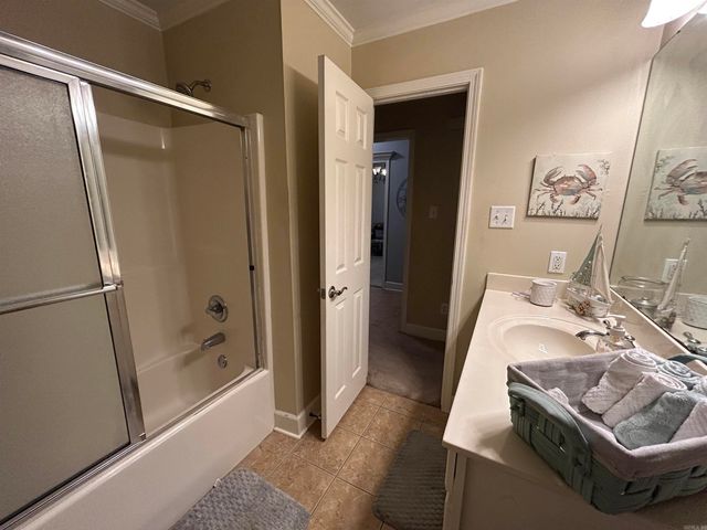 413 SHARON OAKS, Benton, AR 72019