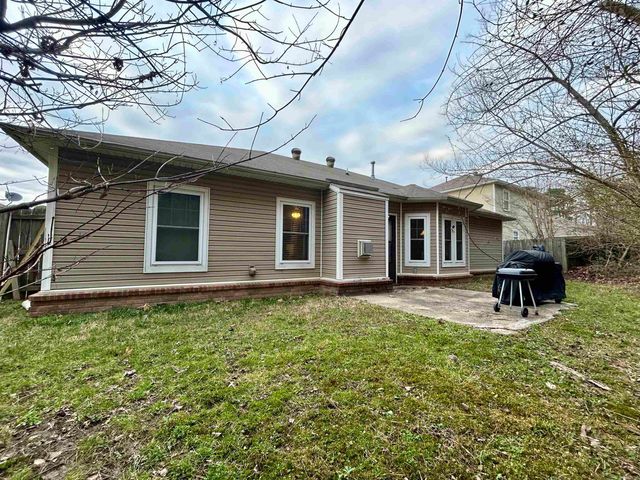 413 SHARON OAKS, Benton, AR 72019