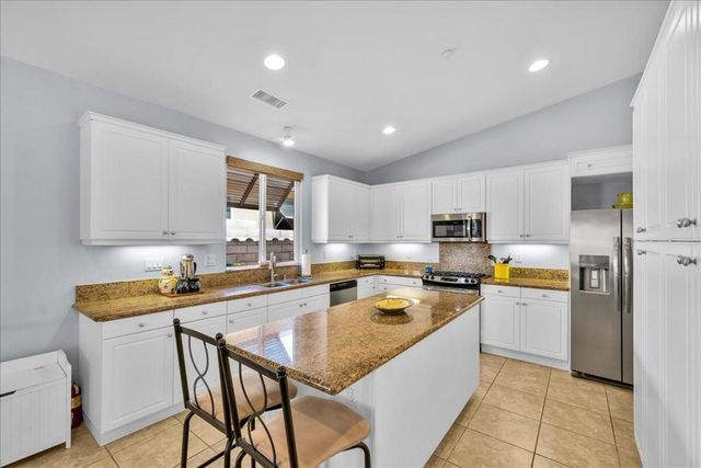 2579 Savanna Way, Palm Springs, CA 92262