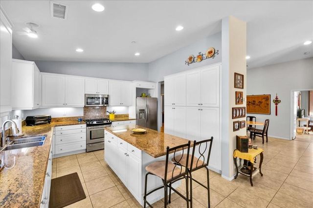 2579 Savanna Way, Palm Springs, CA 92262