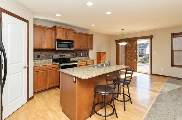 795 SE Westgate Drive, Waukee, IA 50263