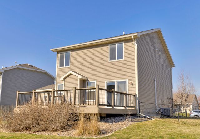 795 SE Westgate Drive, Waukee, IA 50263