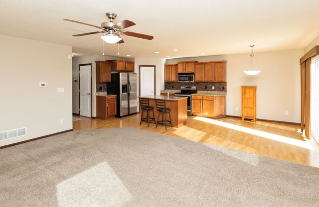 795 SE Westgate Drive, Waukee, IA 50263