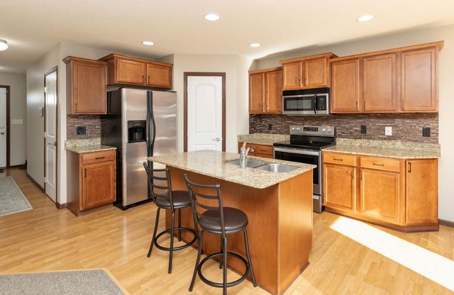 795 SE Westgate Drive, Waukee, IA 50263