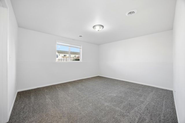 1326 4th Street NW, West Fargo, ND 58078