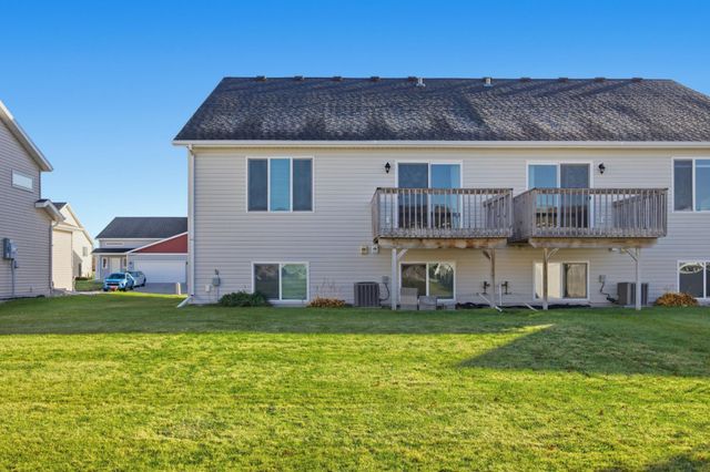 1326 4th Street NW, West Fargo, ND 58078
