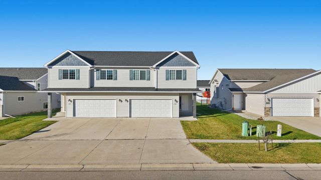 1326 4th Street NW, West Fargo, ND 58078