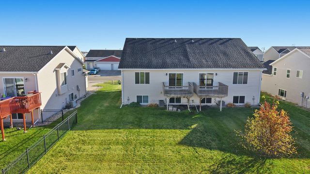 1326 4th Street NW, West Fargo, ND 58078