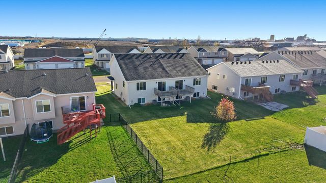 1326 4th Street NW, West Fargo, ND 58078