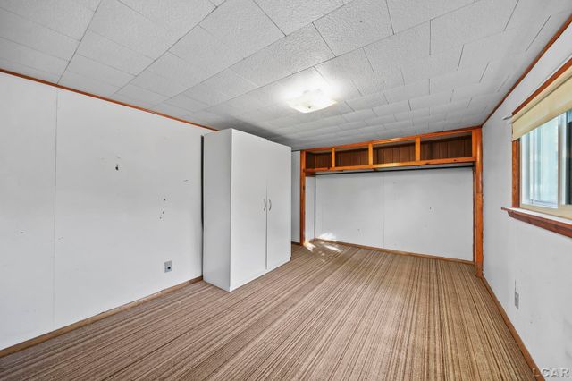 6712 Cadmus Road, Adrian, MI 49221