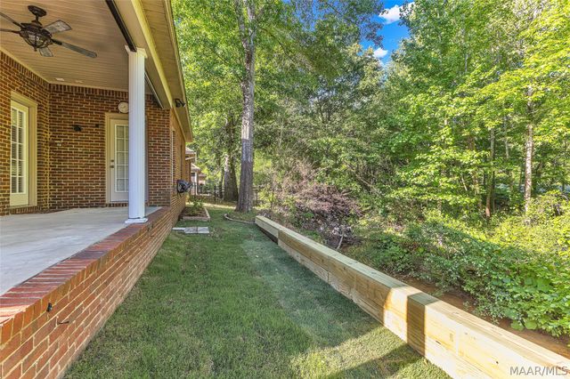 685 River Birch Circle, Wetumpka, AL 36093