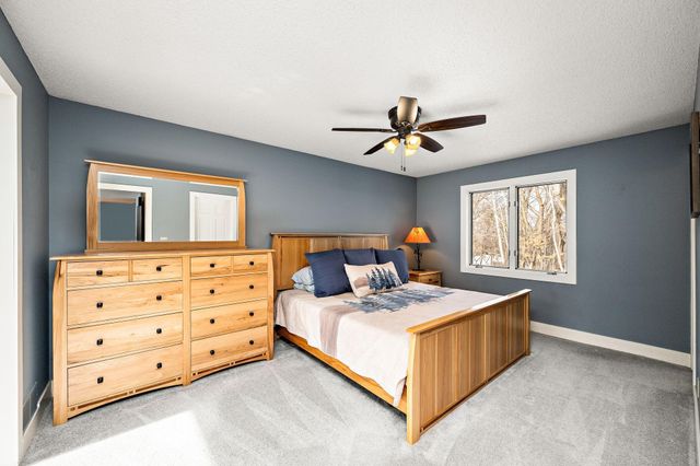 10445 Akron Avenue, Inver Grove Heights, MN 55077