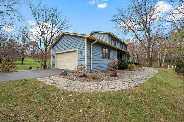 10445 Akron Avenue, Inver Grove Heights, MN 55077