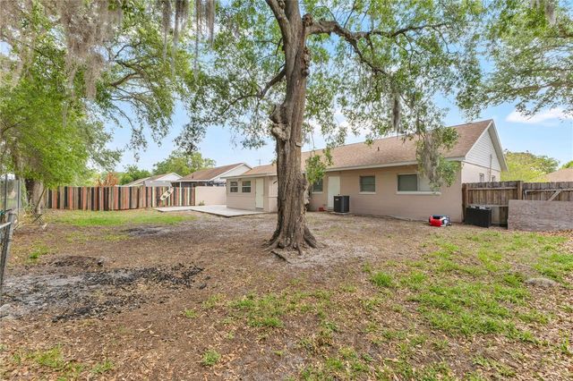 8554 WICHITA PLACE, Orlando, FL 32827