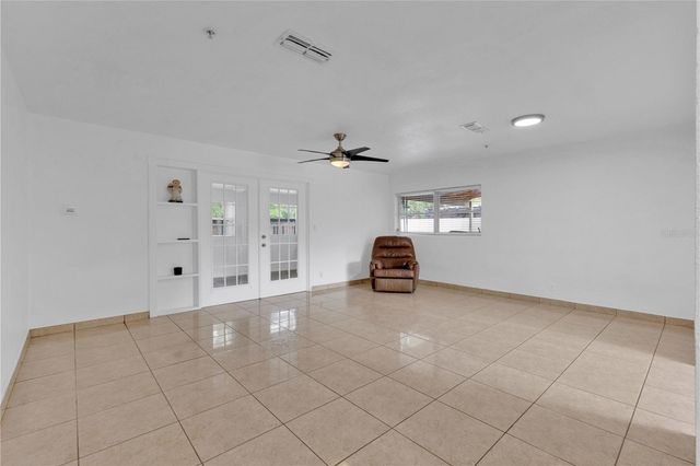 8554 WICHITA PLACE, Orlando, FL 32827