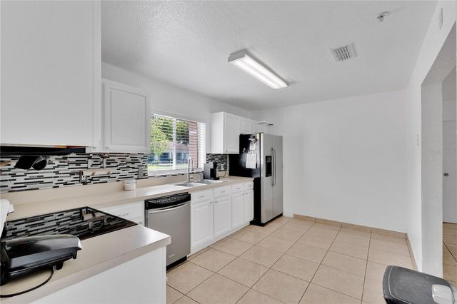 8554 WICHITA PLACE, Orlando, FL 32827