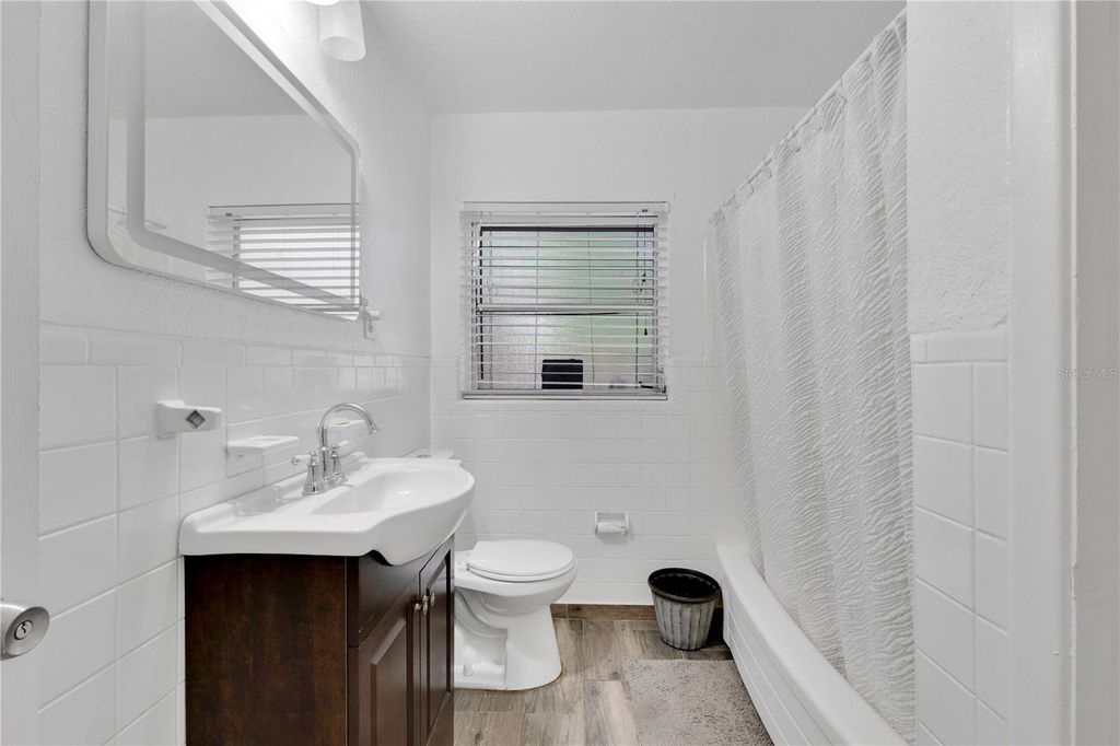 Image 13 of property listing at 8554 WICHITA PLACE, Orlando, FL 32827