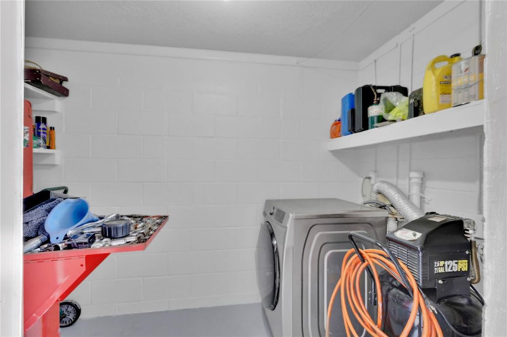 Image 17 of property listing at 8554 WICHITA PLACE, Orlando, FL 32827