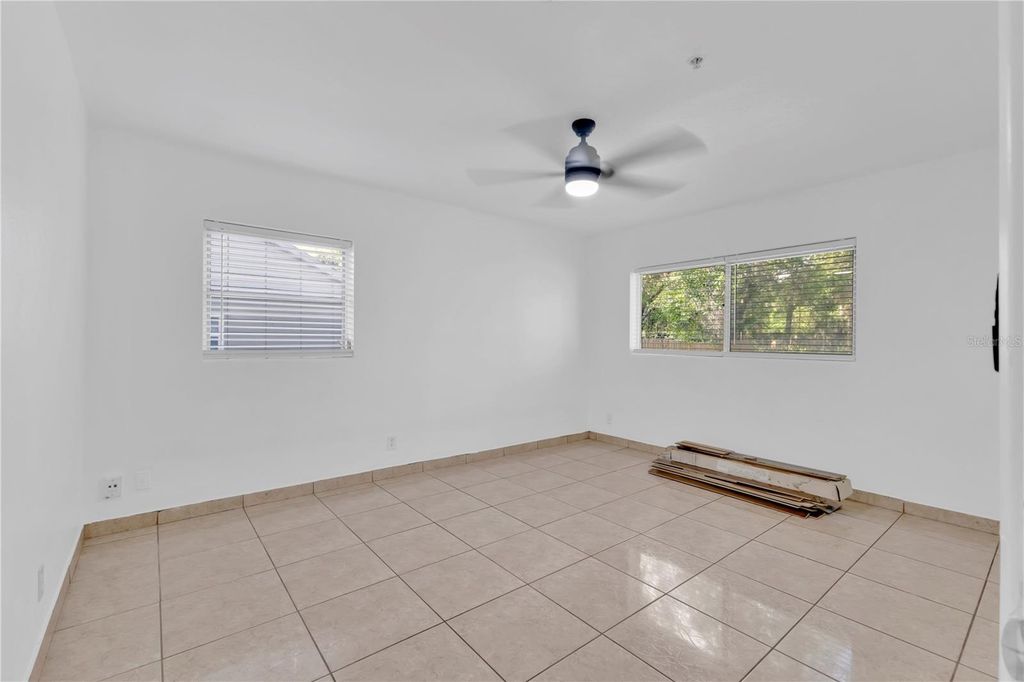 Image 9 of property listing at 8554 WICHITA PLACE, Orlando, FL 32827