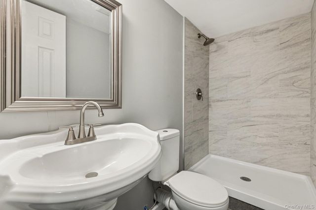 16 Belgrave Avenue, Bay Shore, NY 11706