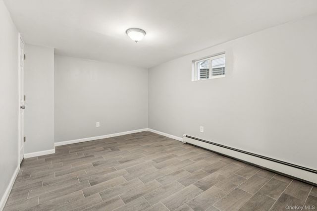 16 Belgrave Avenue, Bay Shore, NY 11706