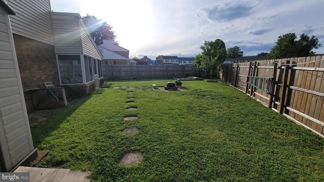 6433 LENOX CT, Bensalem, PA 19020