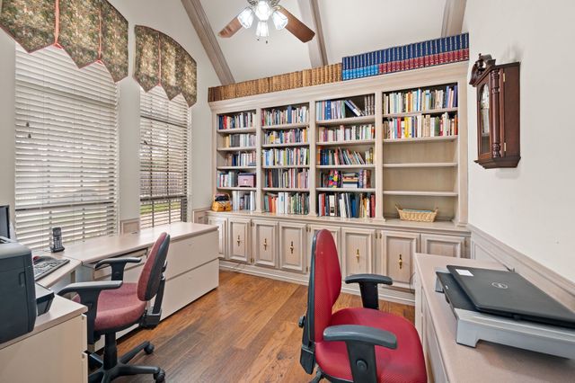 4310 Pembrooke Parkway N, Colleyville, TX 76034