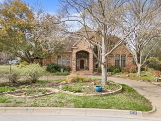 4310 Pembrooke Parkway N, Colleyville, TX 76034