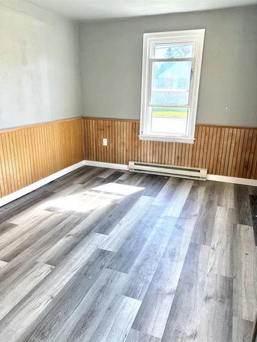 326 E WILSON AVENUE, Appleton, WI 54915