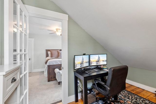 33 Hammond St, Leominster, MA 01453