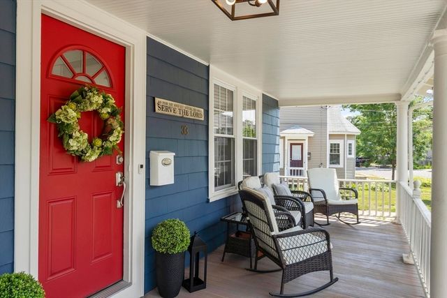 33 Hammond St, Leominster, MA 01453
